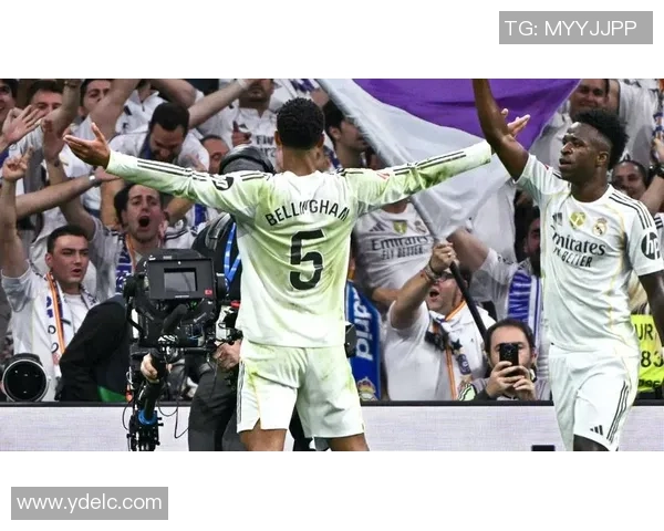 德甲激战波尔图与皇马握手言和精彩瞬间引发全场热烈反响