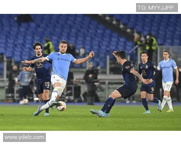 欧冠激战：里昂顽强逼平波尔图上演历史冷门瞬间