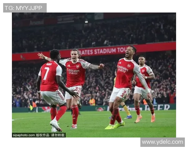 西甲联赛曼联大胜曼城引发争议判罚全场沸腾瞬间回顾