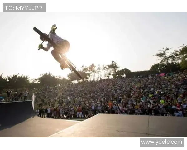 重庆街舞队在极限运动嘉年华中的蜕变与成长历程全景揭秘 重庆街舞队在极限运动嘉年华中的蜕变与成长历程全景揭秘