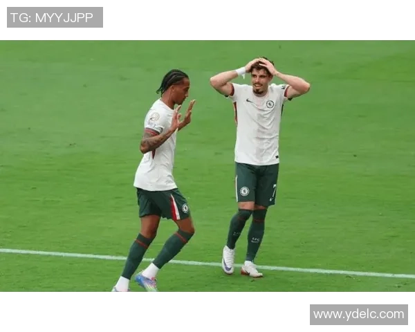 世界杯波尔图与切尔西激战成平争议判罚引发全场热议