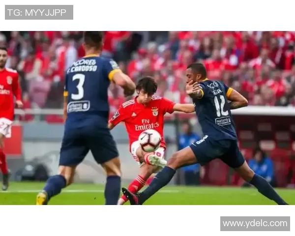 世界杯精彩对决曼城与拜仁战平帽子戏法引发转会热议