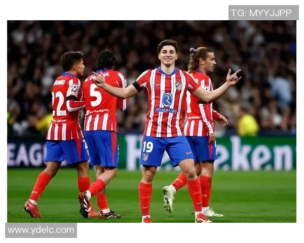 中超精彩对决马竞与皇马激战成平局全场沸腾 中超精彩对决马竞与皇马激战成平局全场沸腾