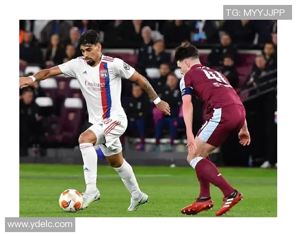 德甲激战：里昂与尤文图斯战成平局红牌事件引发全场热议