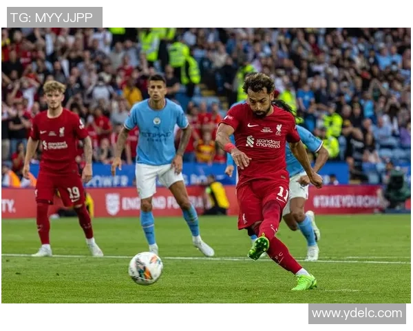 友谊赛精彩回顾利物浦凭乌龙球小胜曼城全场沸腾