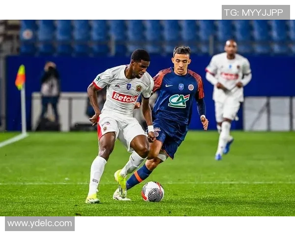 世界杯惊天冷门巴萨与波尔图战成平局引发全场热议 世界杯惊天冷门巴萨与波尔图战成平局引发全场热议