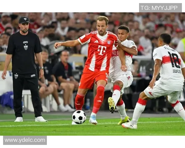 中超联赛曼联与马竞激战成平局数据分析揭示比赛精彩瞬间