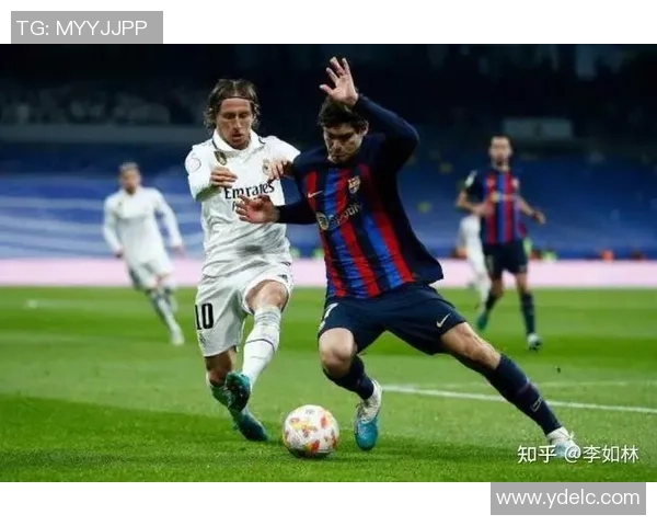 巴萨逆转皇马夺国王杯决胜时刻帽子戏法点燃全场激情